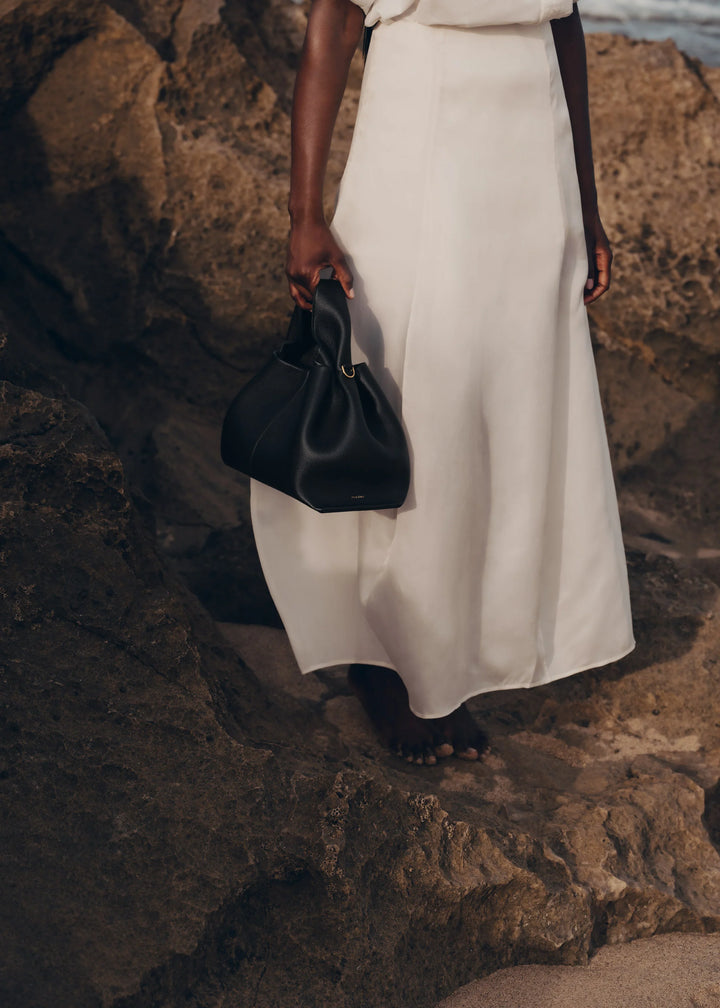 Numéro Neuf Edition Textured Black