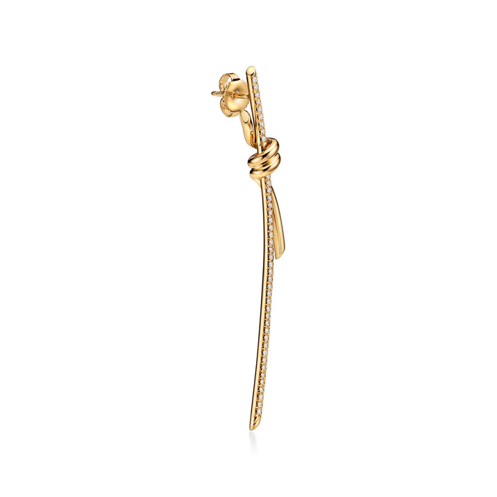 Knot Taşlı Gümüş Sallantılı Küpe - 925 Ayar