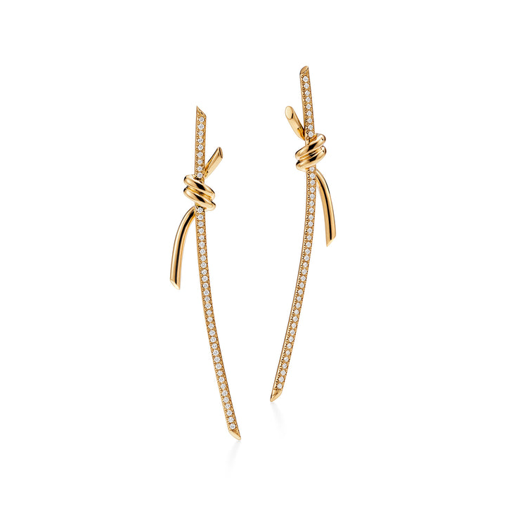 Knot Taşlı Gümüş Sallantılı Küpe - 925 Ayar