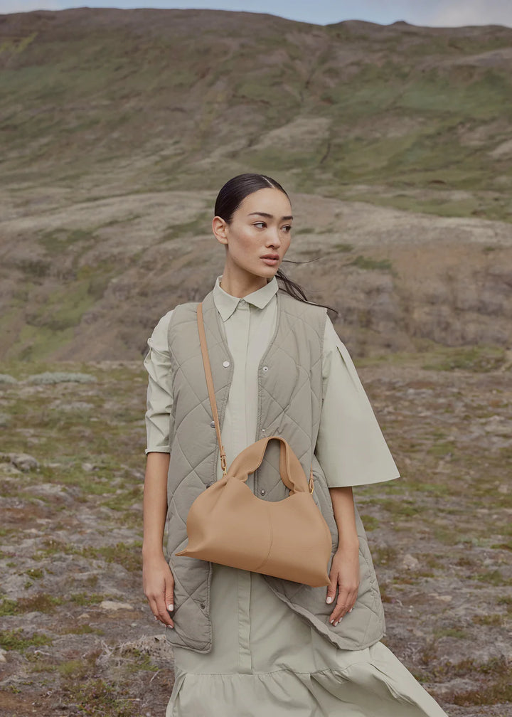 Numéro Neuf Edition Textured Beige