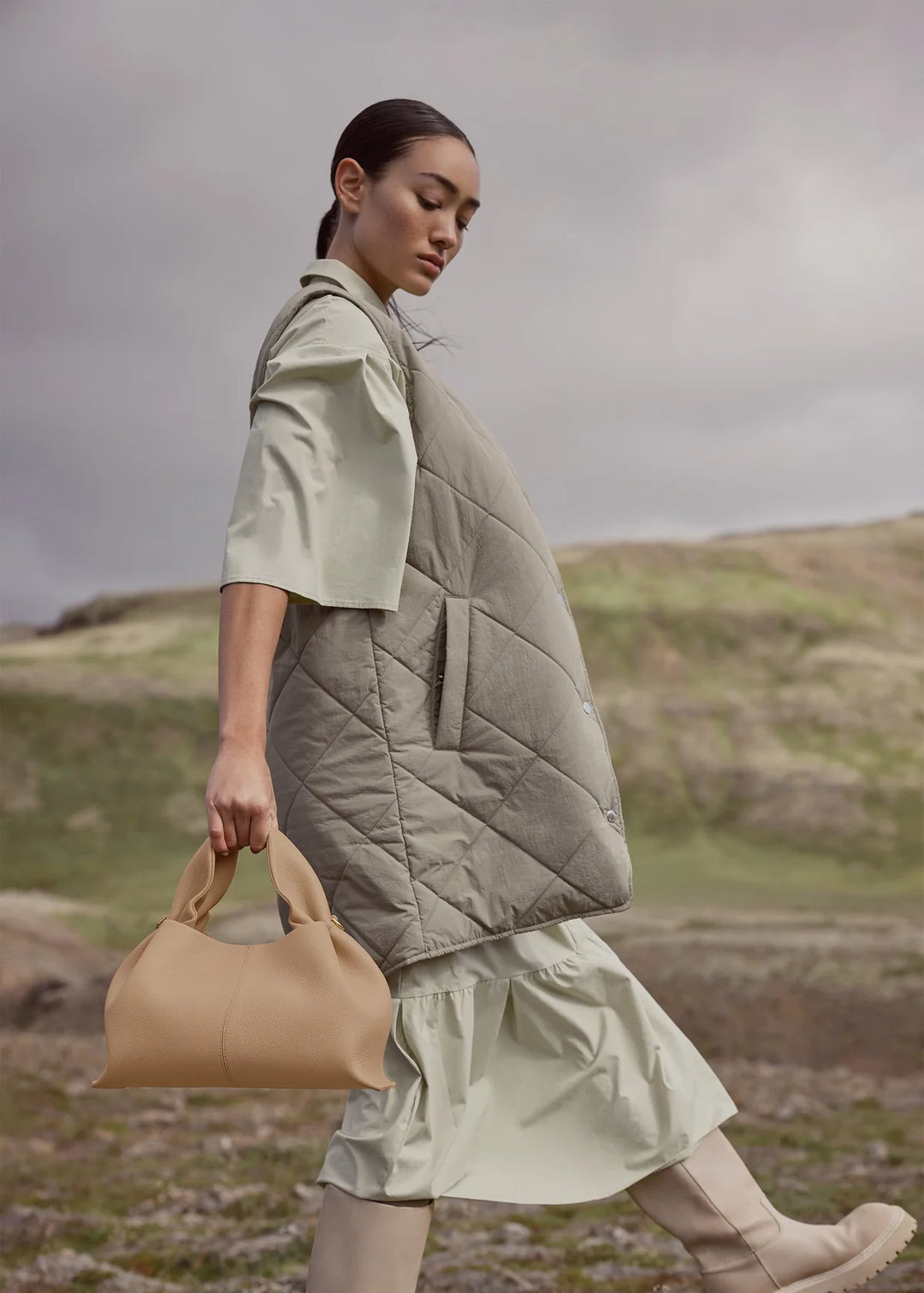Numéro Neuf Edition Textured Beige