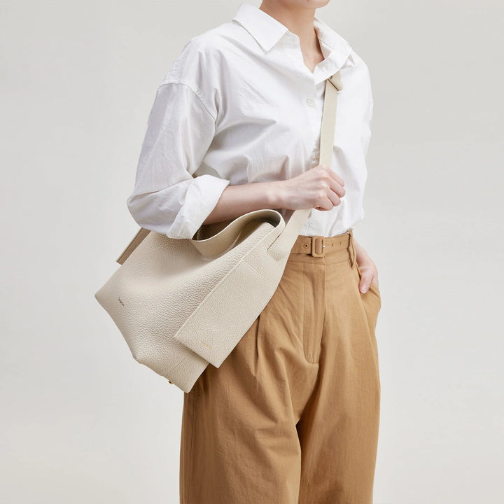 Medium Drippy Tote Bag - Ivory
