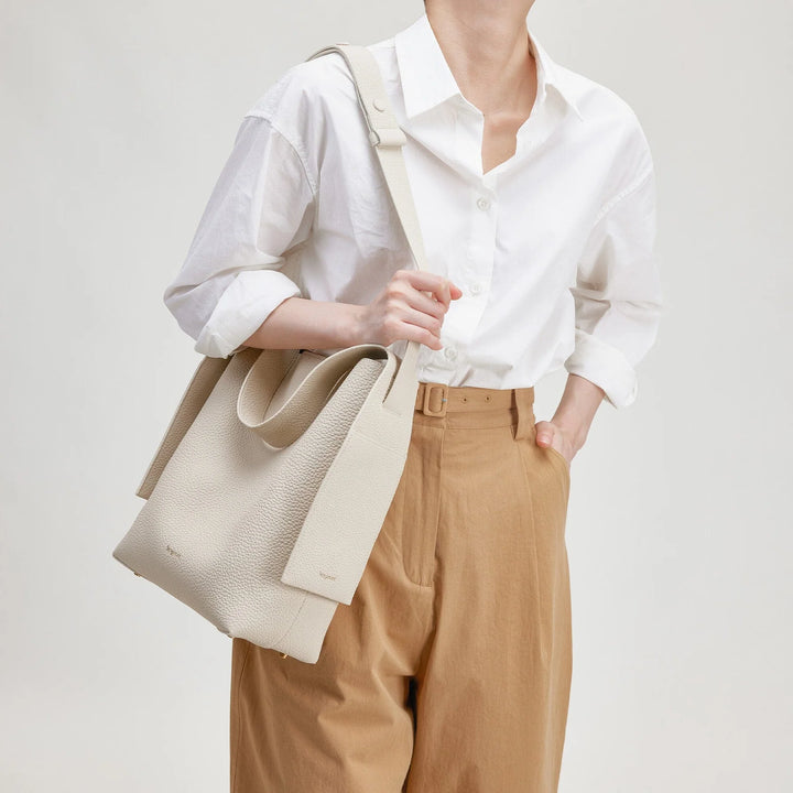 Medium Drippy Tote Bag - Ivory