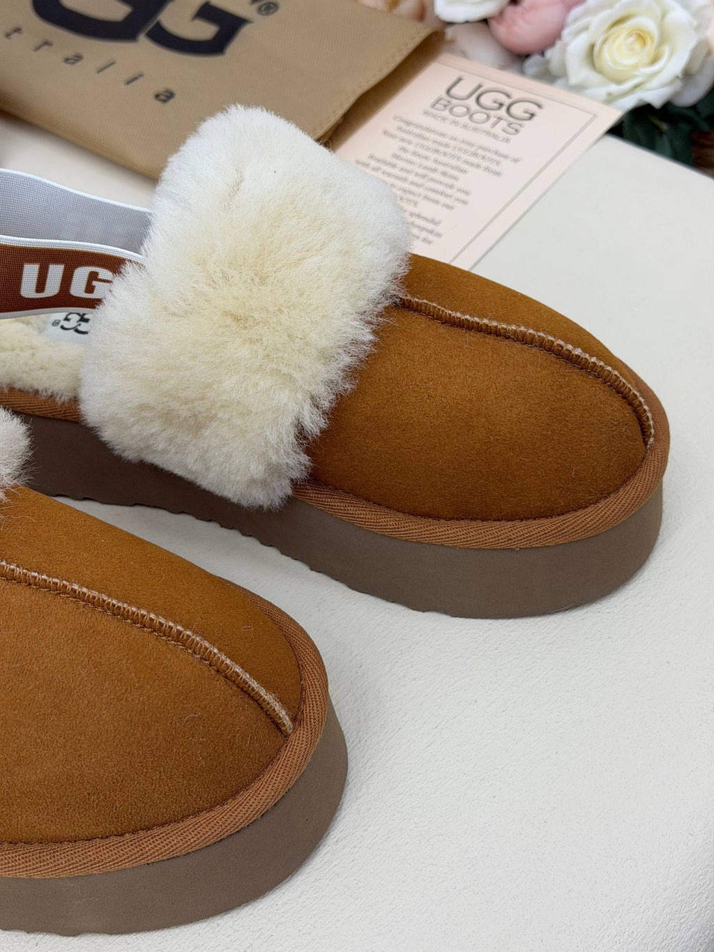 Caramel Bliss Kürklü Platform Terlik – Taba & Ekru