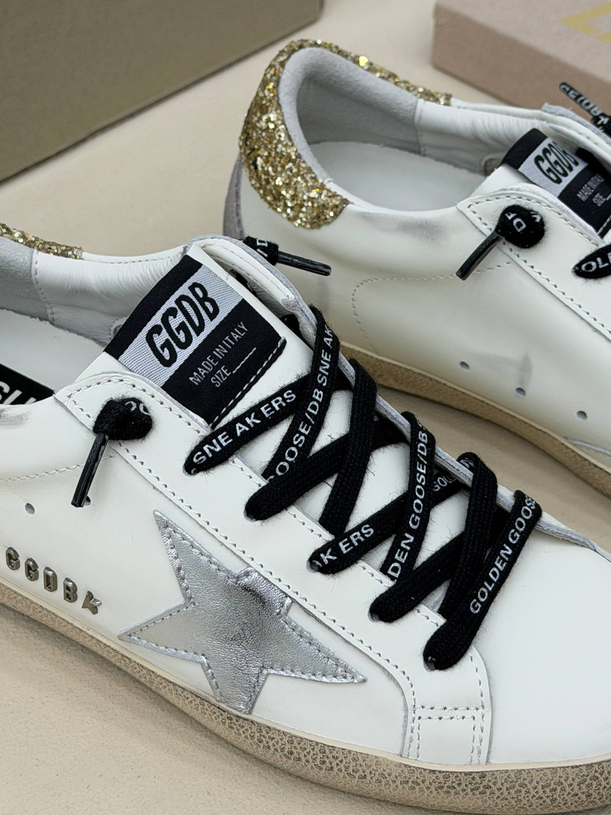 Étoile Dorée Yıldız Detaylı Sneaker – Beyaz & Gold