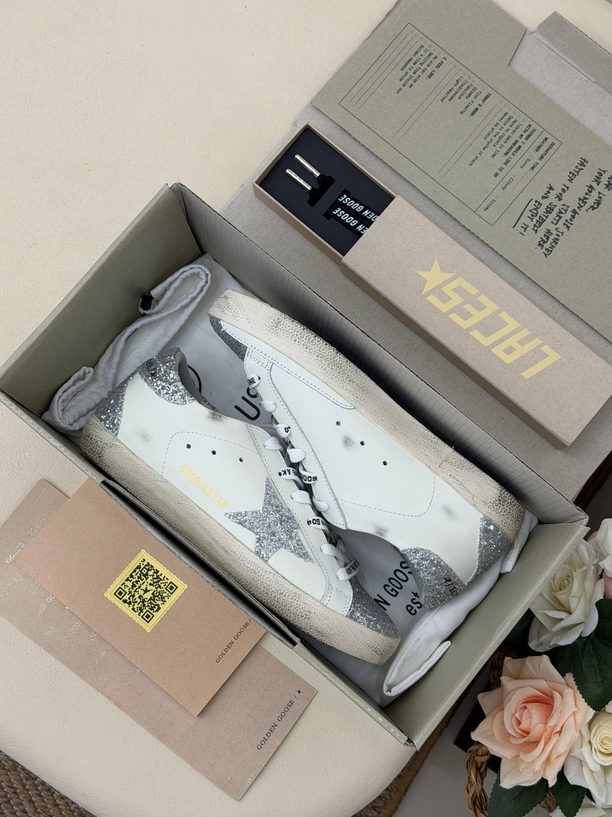 Lumière Silver Işıltılı Yıldız Sneaker – Beyaz & Gümüş