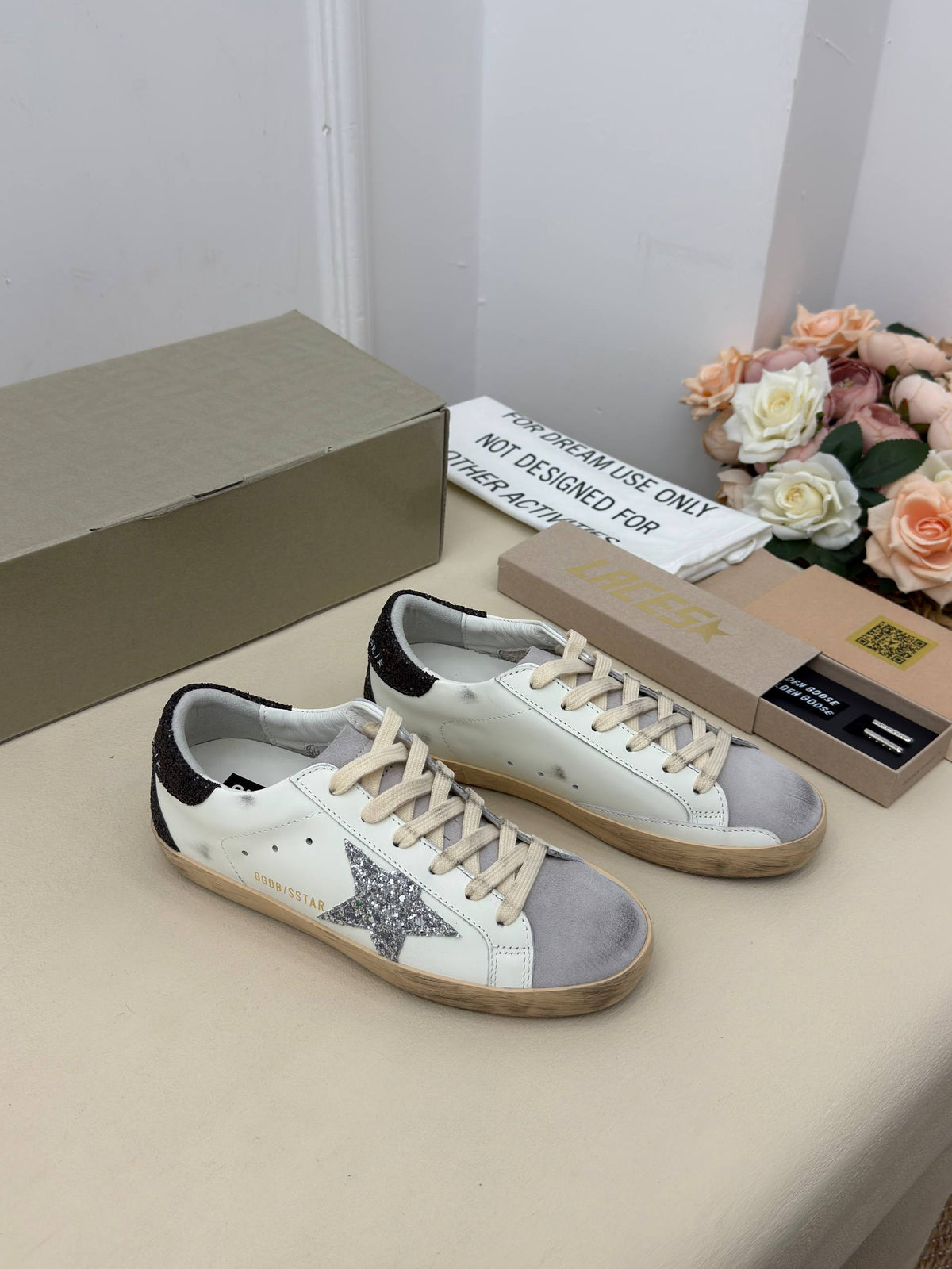 Étoile Silver Işıltılı Yıldız Sneaker – Beyaz & Gümüş