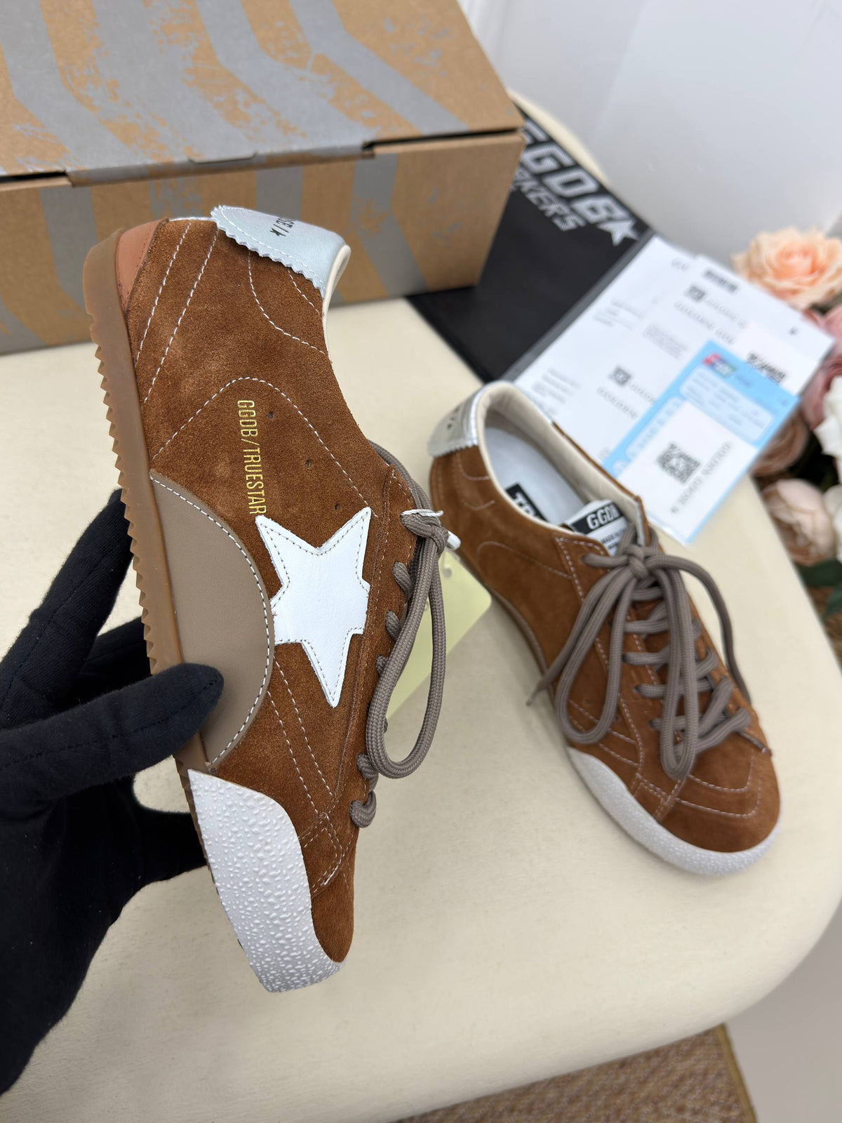 Siena Suède Yıldız Detaylı Sneaker – Taba & Beyaz