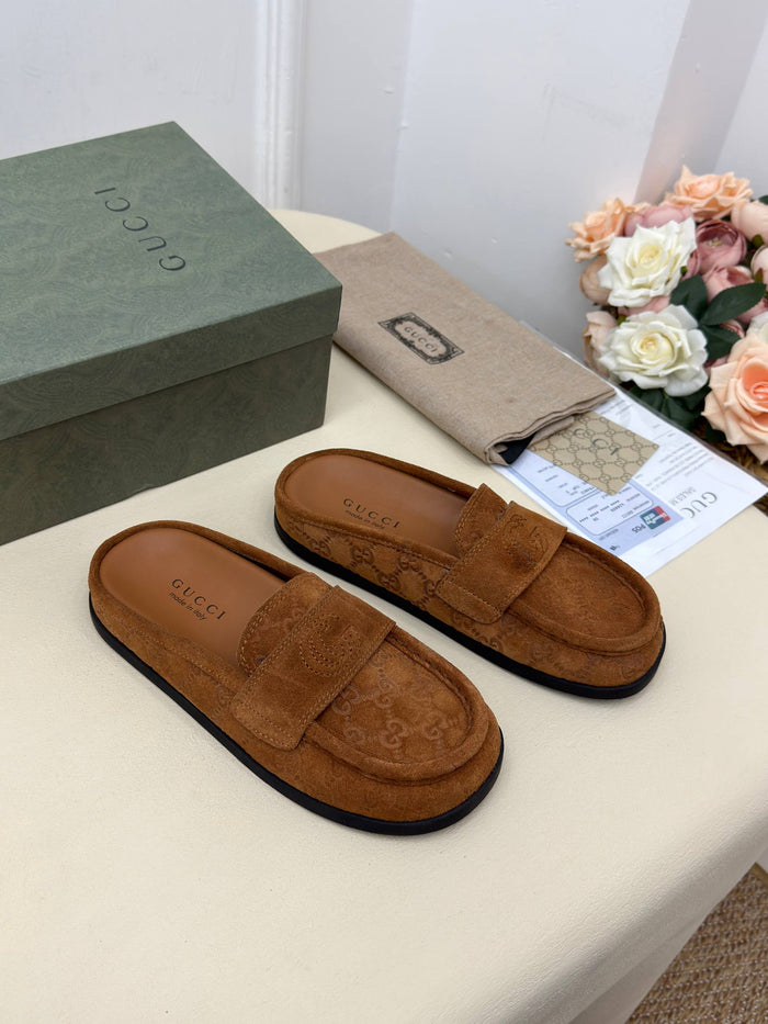 Firenze Suède Monogram Loafer Terlik – Taba