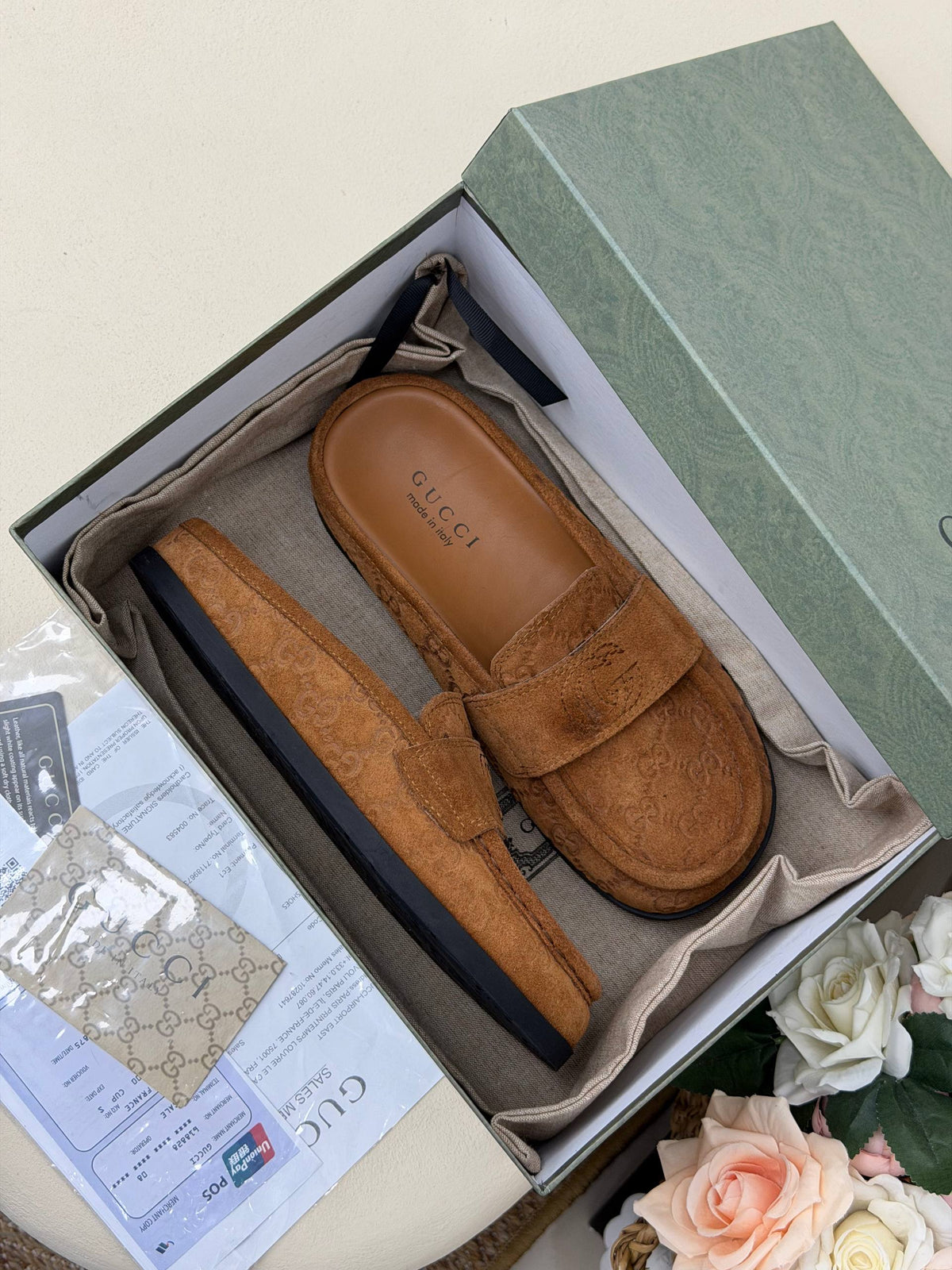 Firenze Suède Monogram Loafer Terlik – Taba