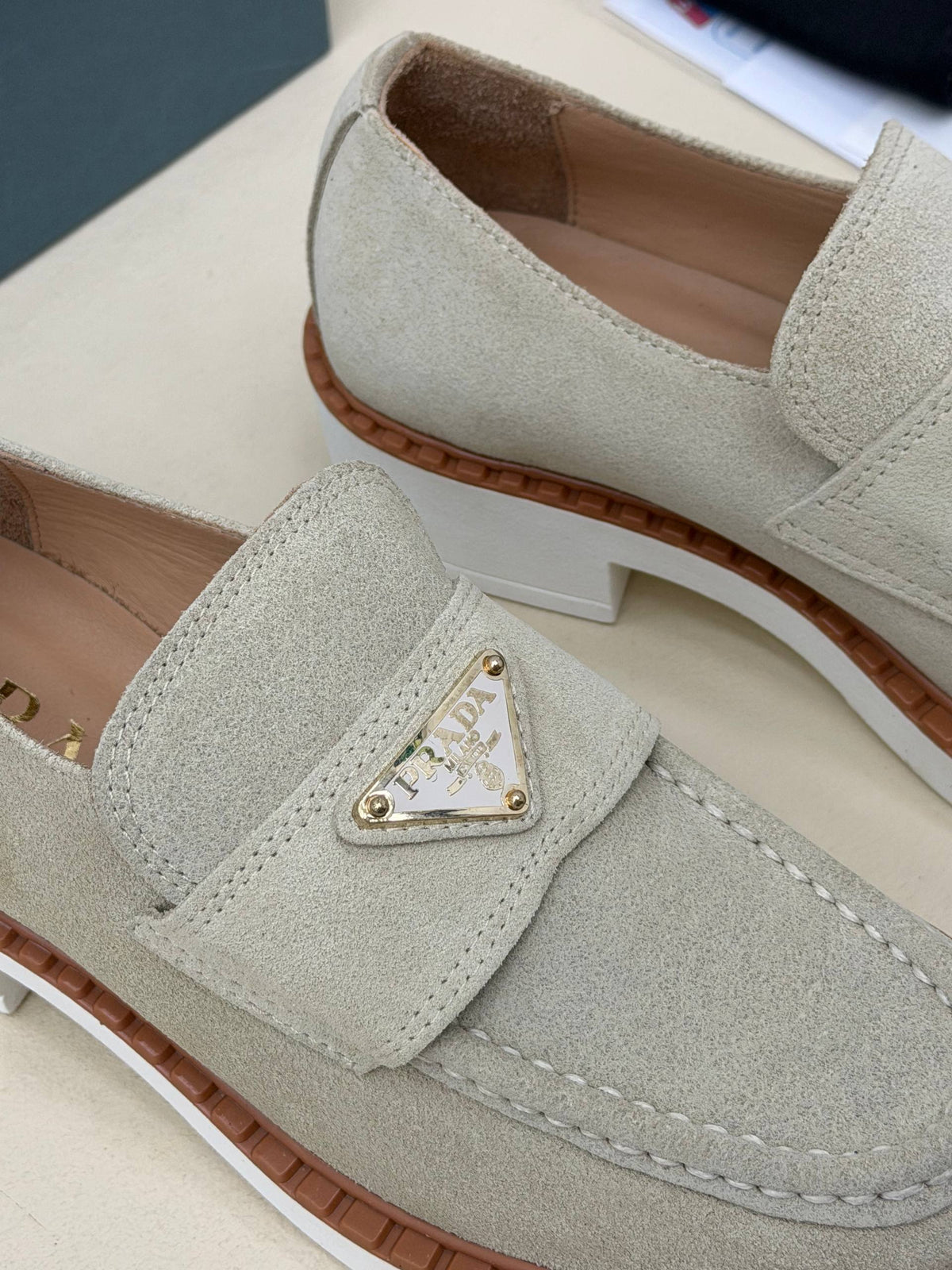 Milano Süet Görünümlü Tokalı Loafer Ayakkabı – Taş Beji