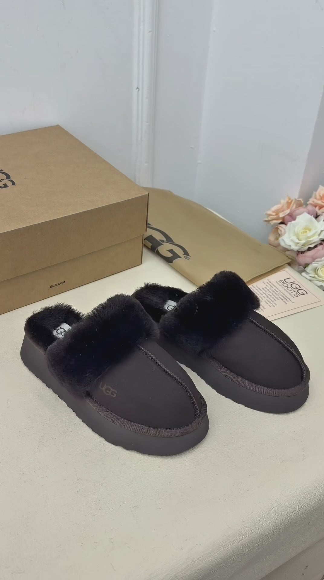 Veloura Noir Kürk Detaylı Platform Terlik – Siyah